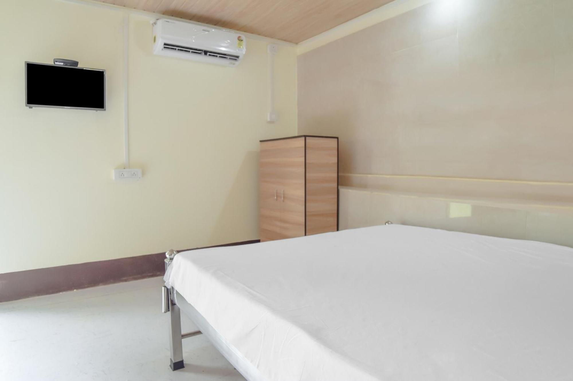 Hotel O Darshini Homes Гувахати Экстерьер фото